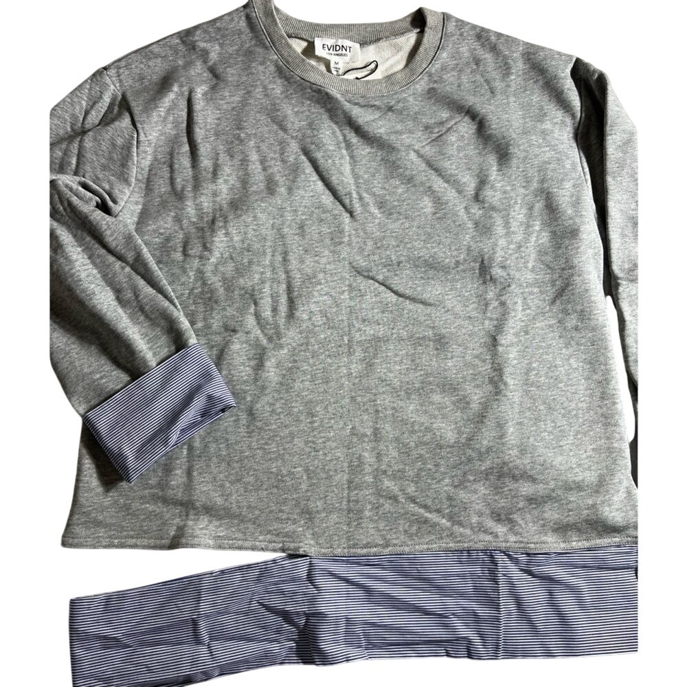 New EVIDNT Los Angeles‎ grey sweatshirt w/ blue and white stripped trim. Size M